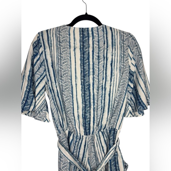 TYCHE Blue White Striped Belted Romper Size Medium - Picture 9 of 15